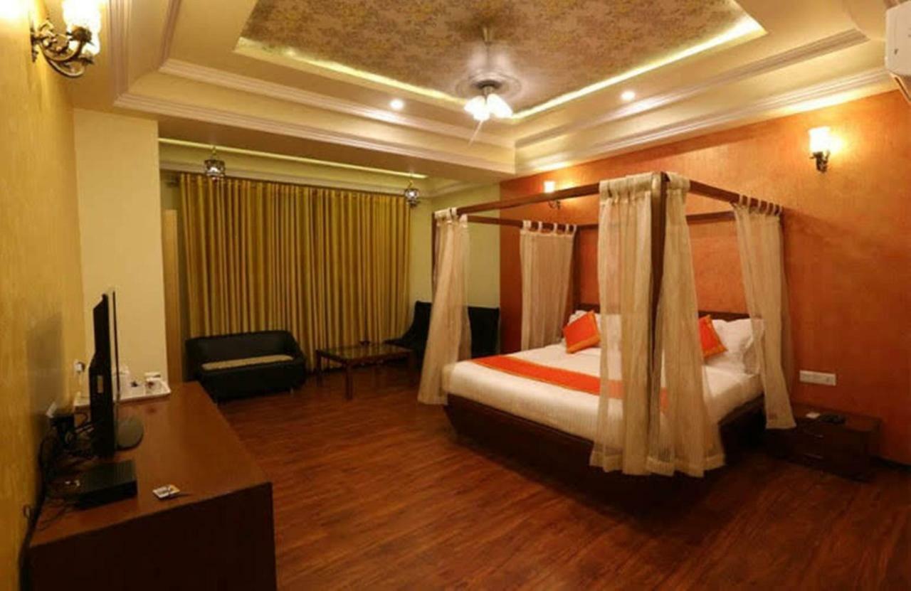Hotel Golden Sands Jaipur Buitenkant foto